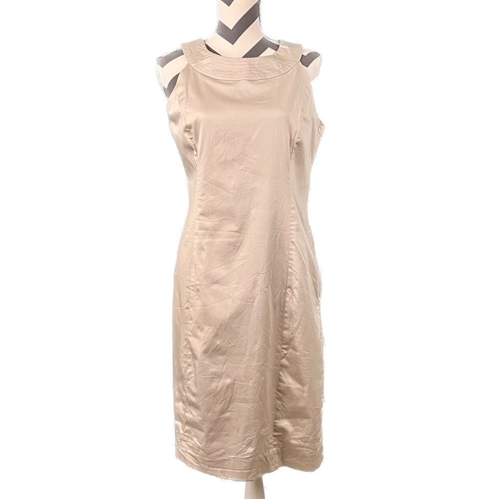 LAST CHANCE! Willi Smith Sleeveless Khaki Dress - Size 8